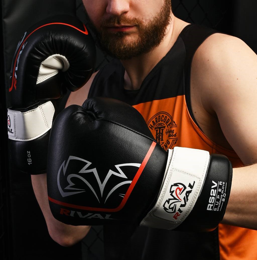 7 признаков, что пора менять боксерские перчатки