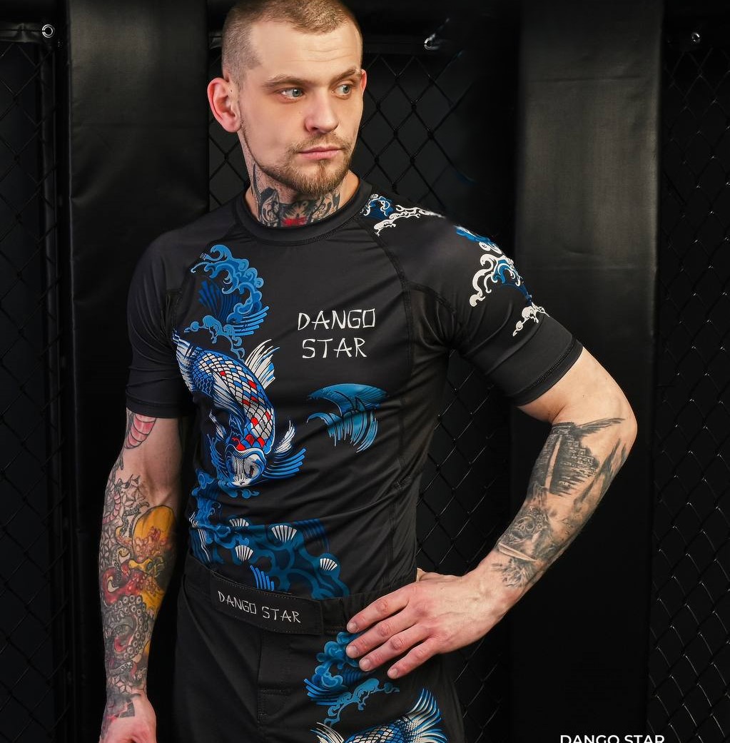 Рашгард для тренировок: особенности, материалы, советы по выбору