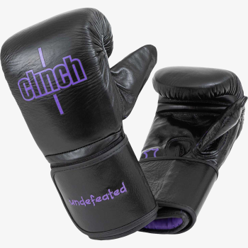 Снарядные перчатки Clinch Undefeated черные C167