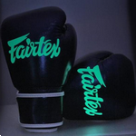 Боксерские перчатки Fairtex BGV12 Aura