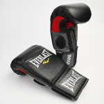 Боксёрские перчатки Everlast Clinch Strike 12 Oz