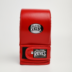 Снарядные перчатки Cleto Reyes на липучке 356 Red