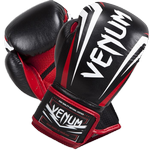 Боксерские перчатки Venum Sharp